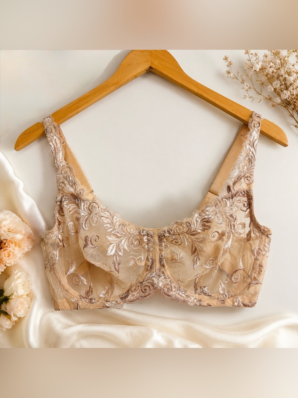 Soma Beige Floral Lace Underwire Bra
